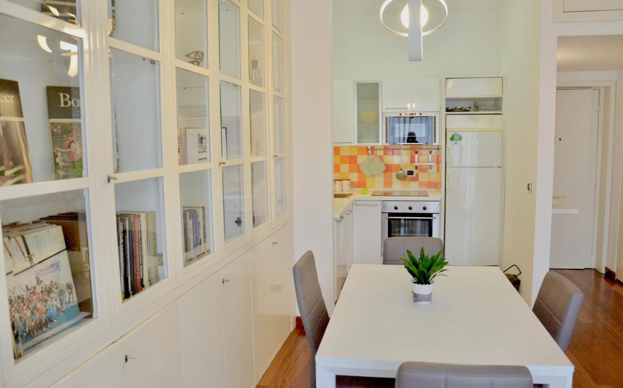New Renovated Apartment With Balcony Porta Romana Milano Esterno foto